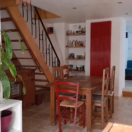 Appartement Maison De Rue Avec Grande Terrasse Romans-sur-Isère