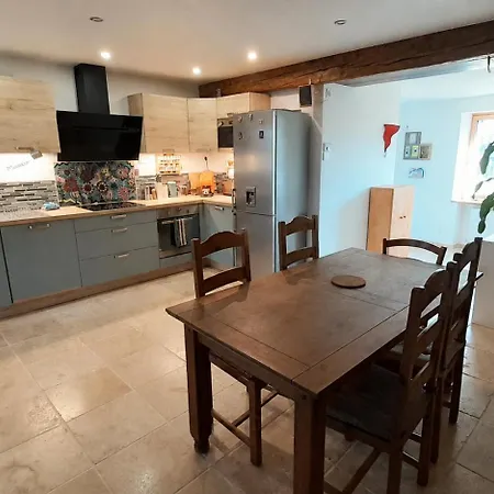 Apartman Maison De Rue Avec Grande Terrasse Romans-sur-Isère
